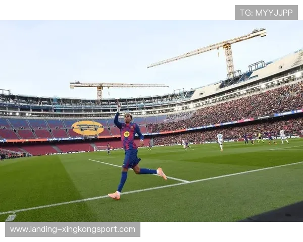 巴萨罗贝托回做助攻中路强力炮轰破门：战术美学与装备力量的完美交汇